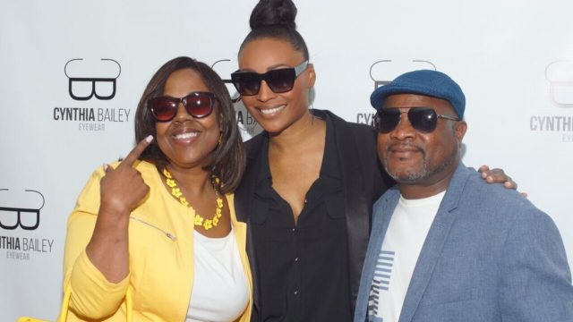 Cynthia Bailey Eyewear Trunk Show at Julian’s